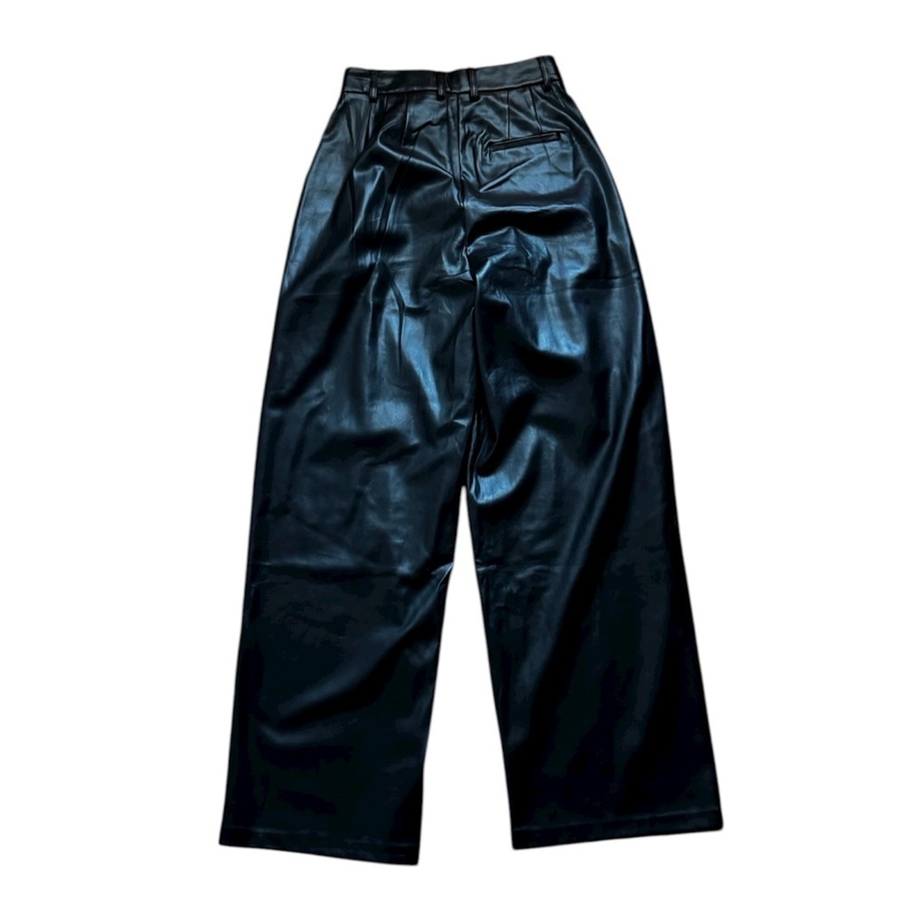 Good American Faux Leather Pleated Wide Leg Pants - Picture 5 of 7